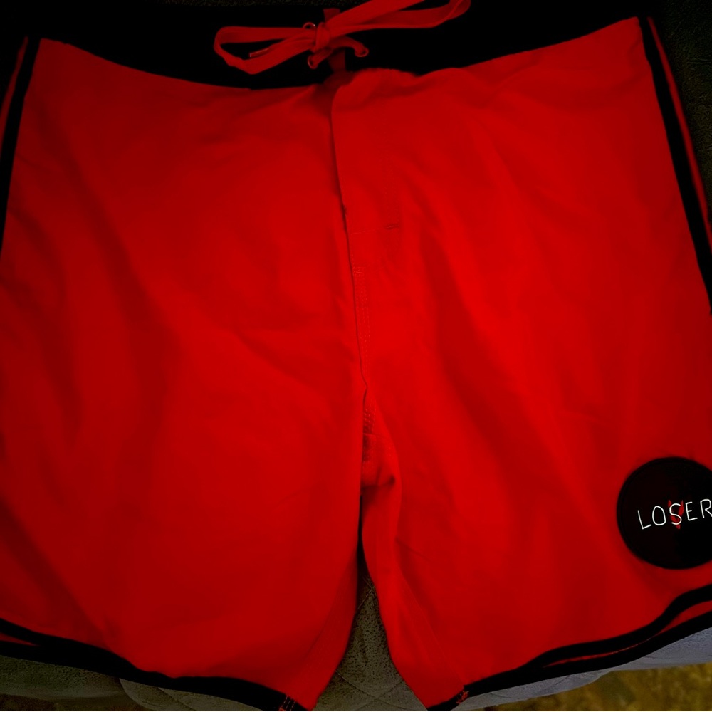 Hot topic IT penny wise lover loser board shorts men size large red